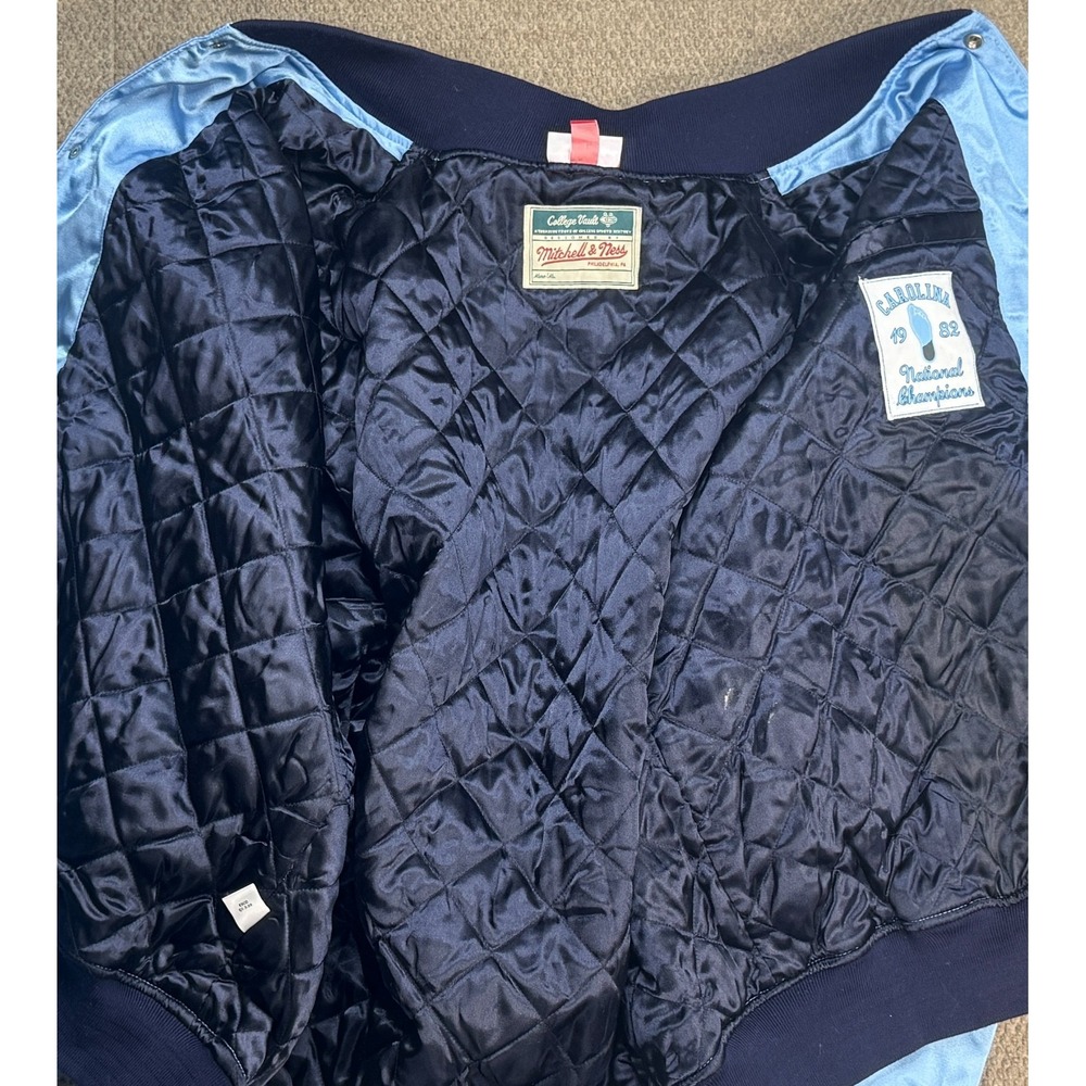 Mitchell & Ness College Vault North Carolina 1982 Champs Satin Jacket Size 3XL - Picture 10 of 12